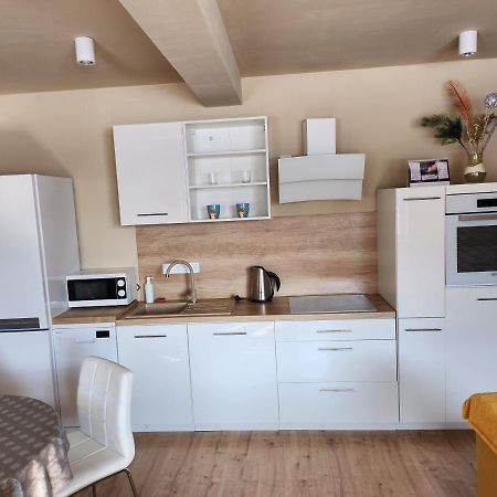 מיכלובצ'ה Apartman Greenside מראה חיצוני תמונה